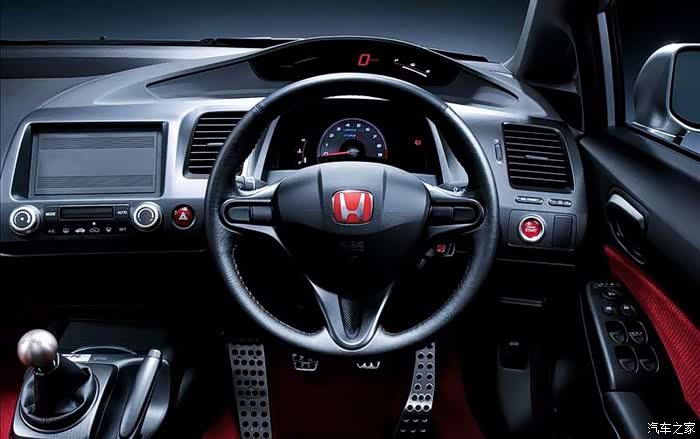 然而fd2红色的仪表给人一种岁时随机要战斗的激情.