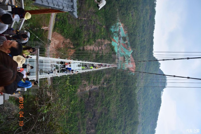 容县玻璃桥图片