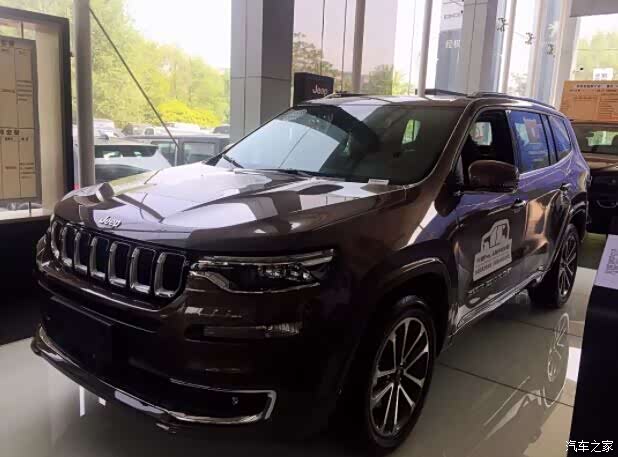 纯爷们的首选jeep大指挥官火热销售中