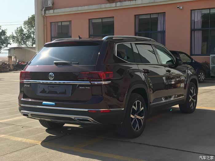 【图】新车报道,380tsi豪华 玛瑙红_途昂论坛_汽车之家论坛