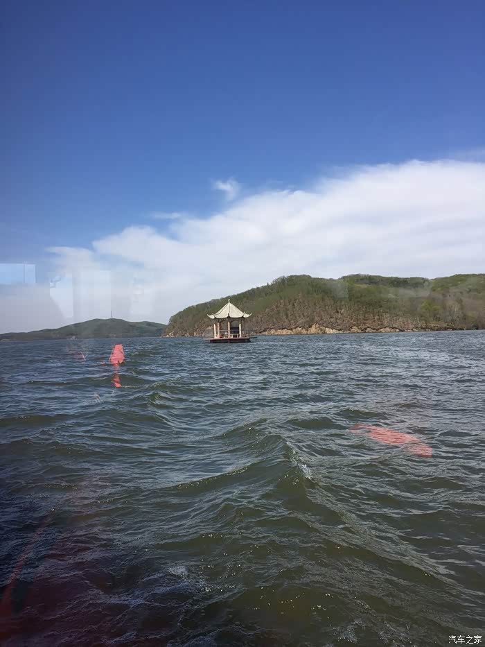 游黑龙江省龙凤山水库品水库鲜鱼