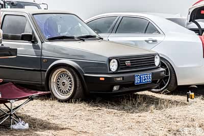 之前看过李老鼠的捷达王改装栏目,觉得玩老车改装真是一种情怀,这台