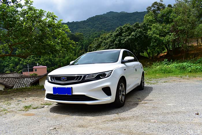 青山绿水,我与帝豪gl相伴,分享我的爱车提车经历!