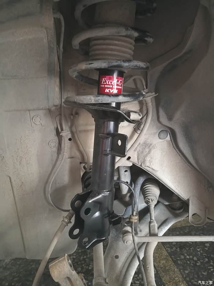 12款减震与老轩逸一样吗?