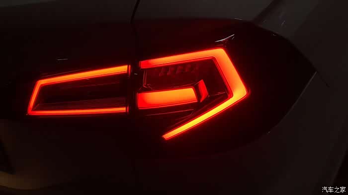 【图】补交改装小作业~led尾灯真的很漂亮~_宝来论坛_汽车之家论坛