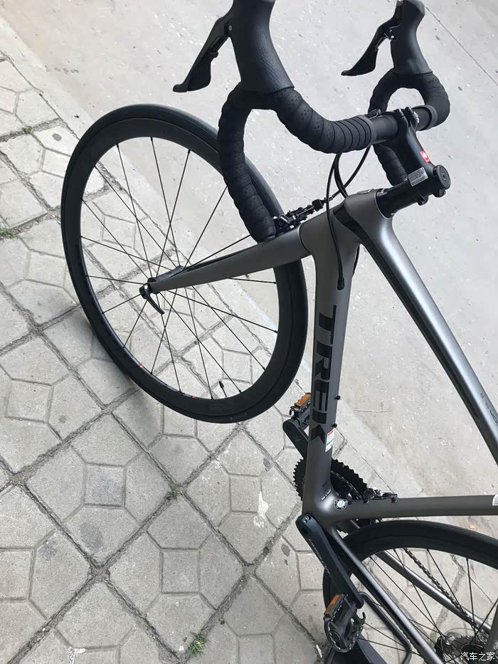 入手崔克emondasl6pro