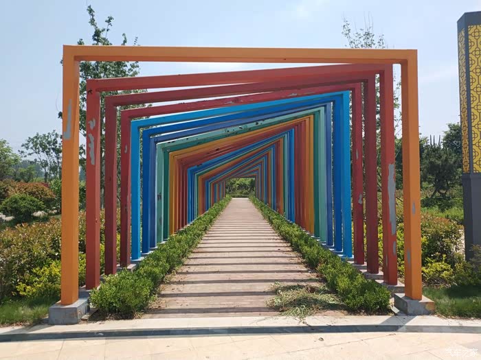 郑州远景suv车友会吉利车遇到吉利河凤凰湾湿地公园