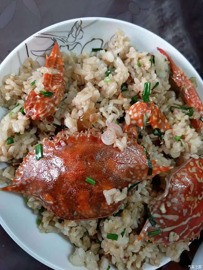 螃蟹饭.是不是很吃.