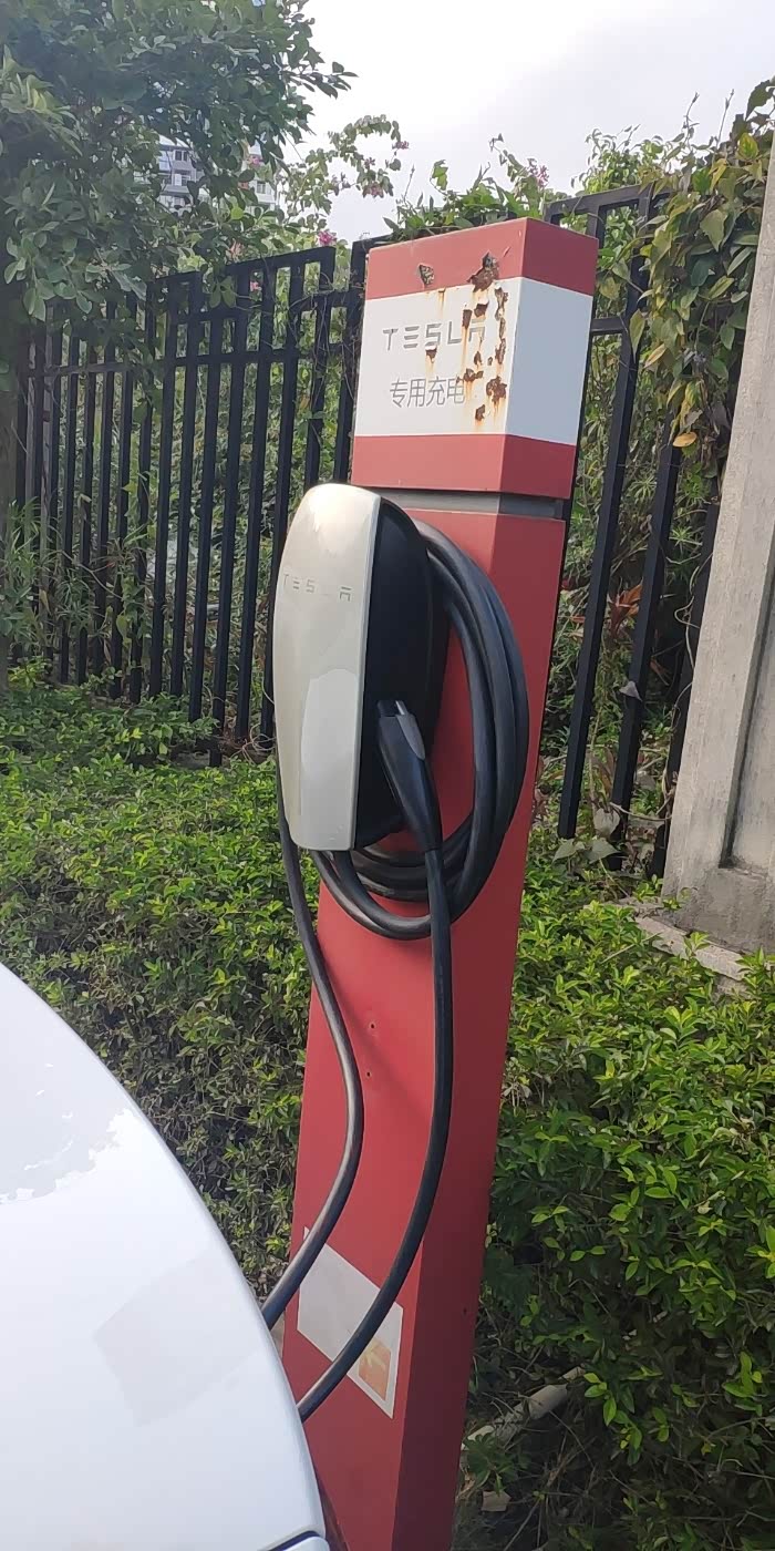 1252 | 回复: 5 奥迪a6l新能源论坛 请问a6混动能用特斯拉专用充电桩