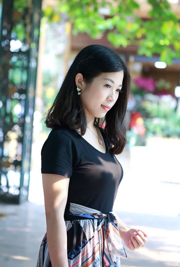 深圳cs75车友会192网中鱼带着妹子逛花市