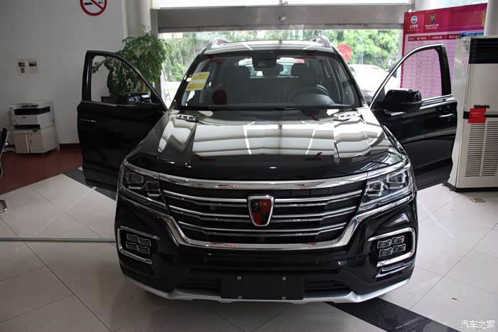 趁荣威rx8新车到店之际,我也来说说实车感受