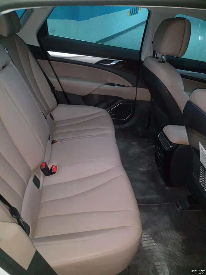 乌鲁木齐博瑞ge-mhev耀智版提车作业