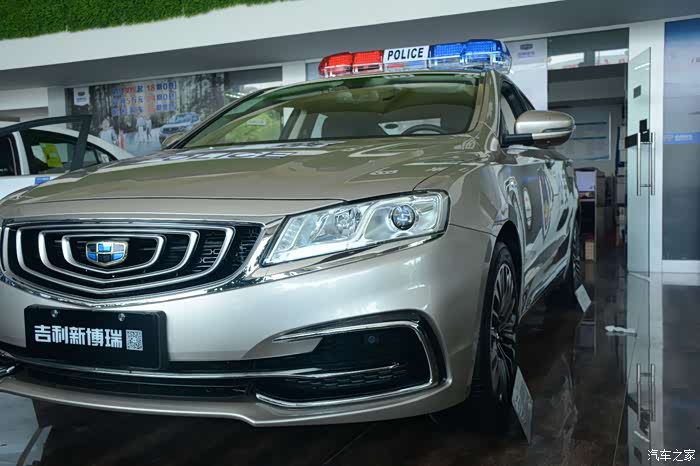 博瑞警车,真漂亮,有钱了还买这款车,舒服