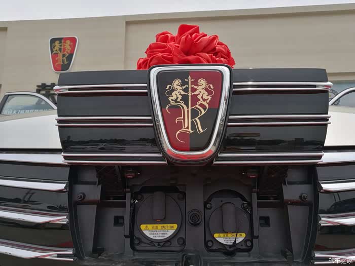 我们大洛阳也算是个旅游城市,每年的牡丹花卉期间都要限行,加上冬天