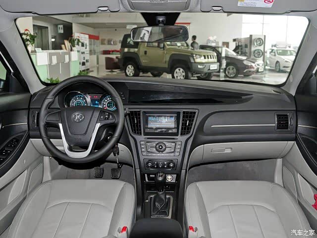 求大神指点绅宝d50空调漏氟