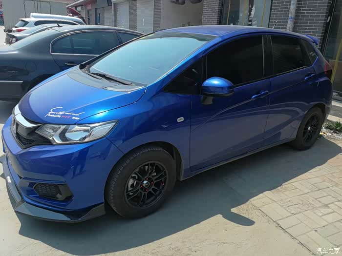 雅泛迪n718 轮毂刚换上