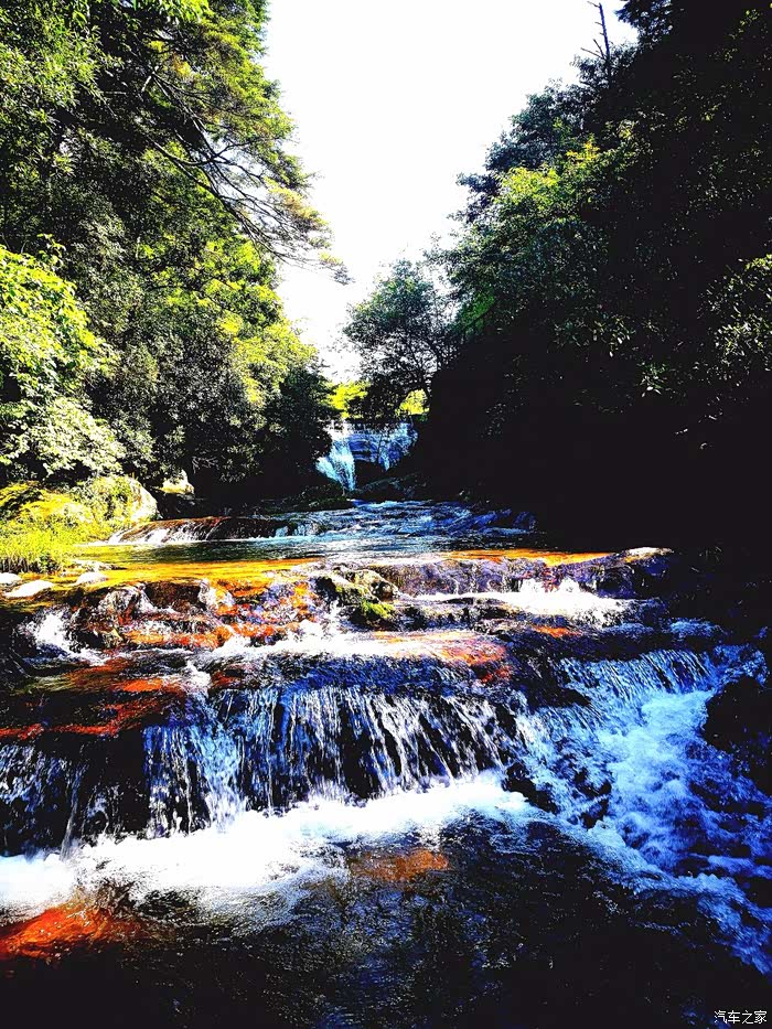 行走中国炎陵丈量世界郦峰之炎陵梨树洲登山避暑