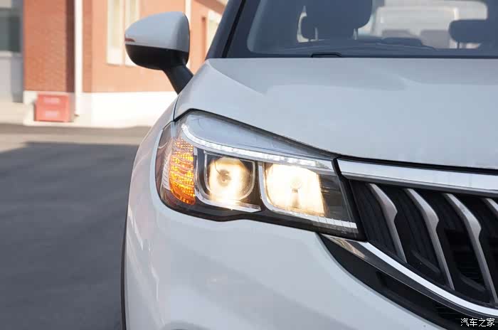 中华v3在路上#白首不分离,陪着老伴去旅行