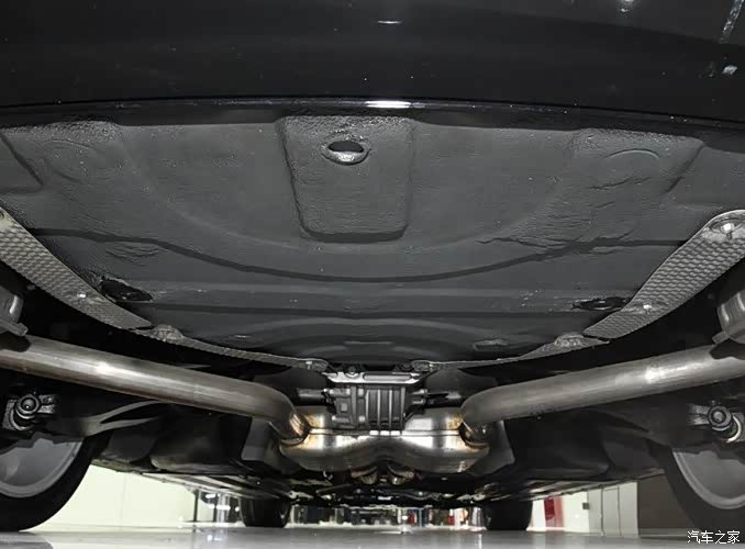 红旗l5定制版 气场全开 霸气十足