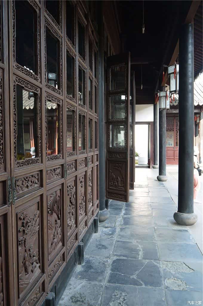 参观忠王府的建筑