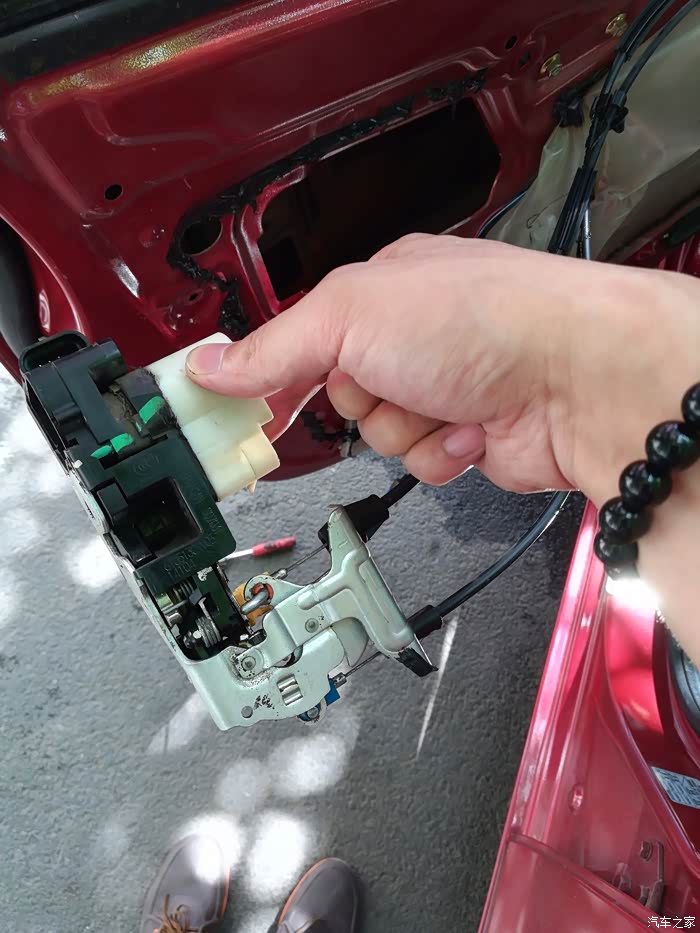 门锁失灵diy更换门锁