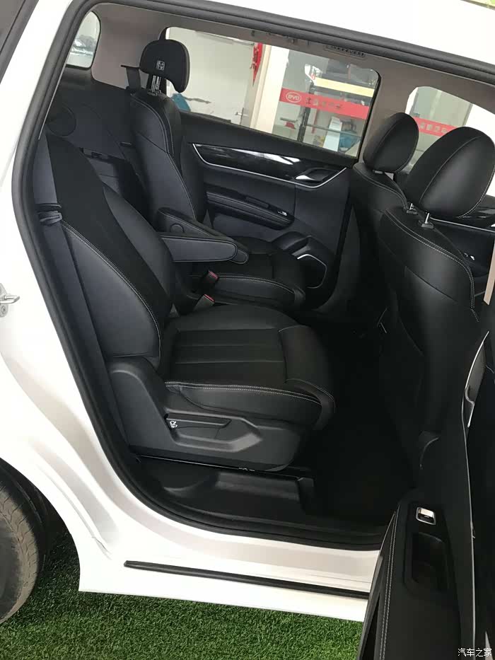 宋max6座低配手动挡版本看车记录