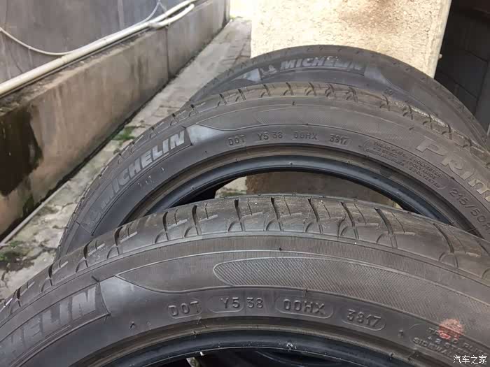 出闲置米其林博悦lc 215 50 17 自用胎