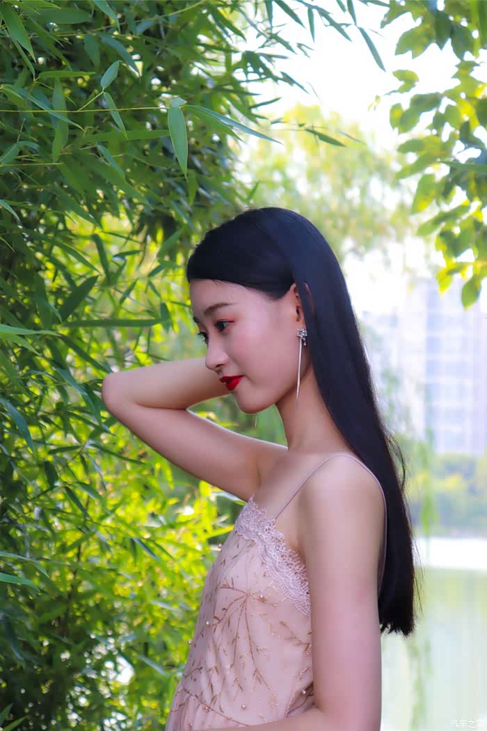 女神当车模竹林深深美人幽幽帝豪gs曼妙夏日时光