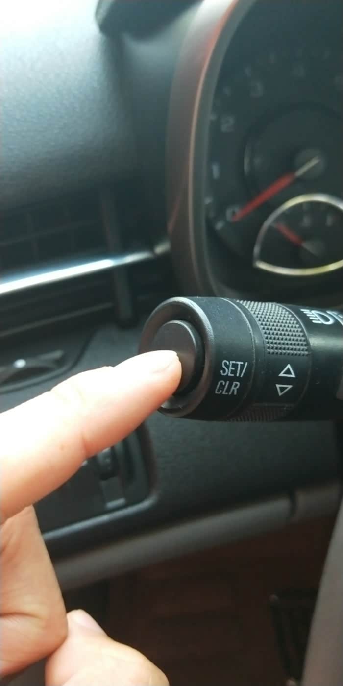 14款迈锐宝豪华版灯光按钮是什么作用?