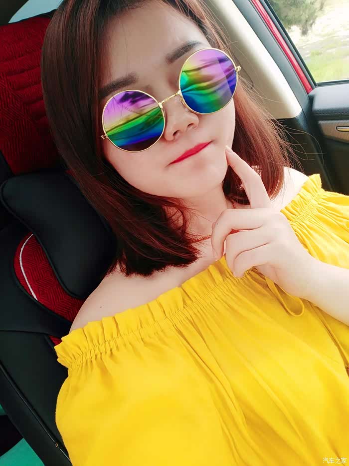 【媳妇当车模第一弹】霸气十足女王范老婆出境!