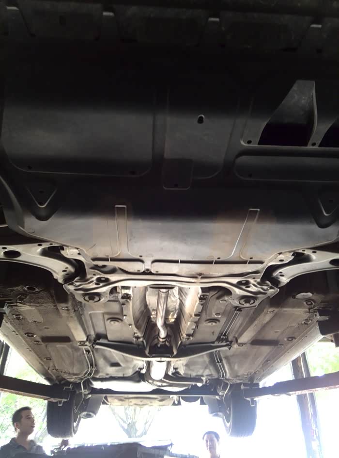 1745 | 回复: 14 标致301论坛 猜猜是什么车,对比301看底盘猜车了