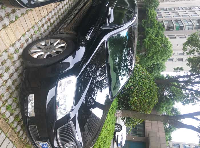 10款的林荫大道出手