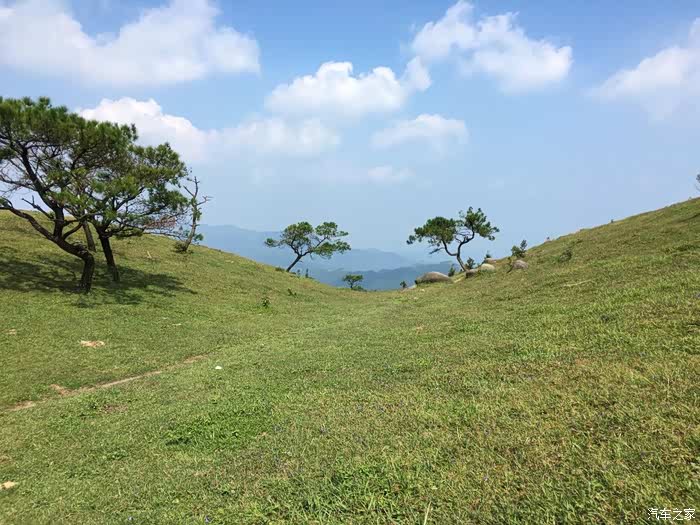 8月25号罗定八排山广东十大草原之一
