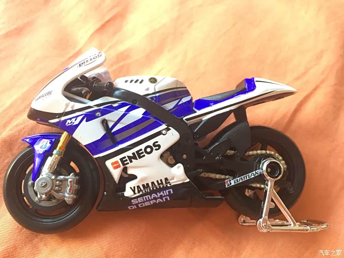 我的雅马哈yzrm1刚刚组装好