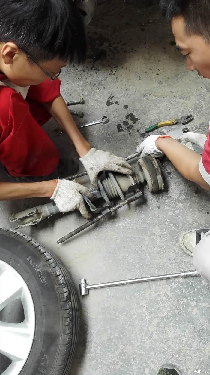 10款骊威劲锐更换压力轴承