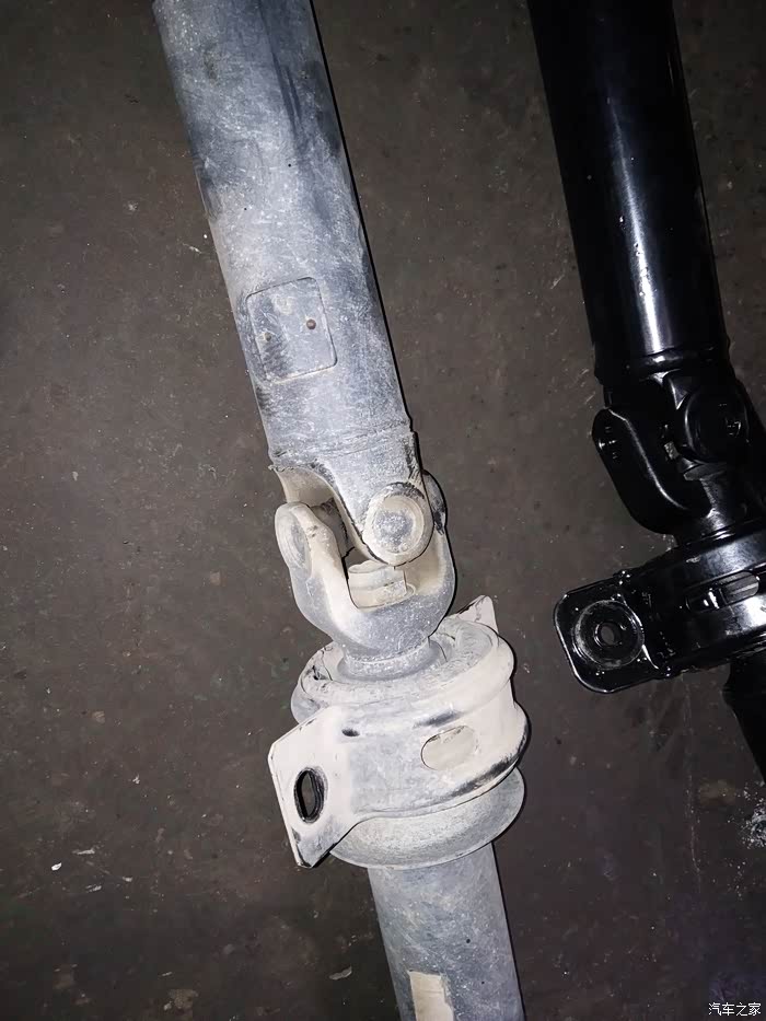 传动轴过桥总成坏了