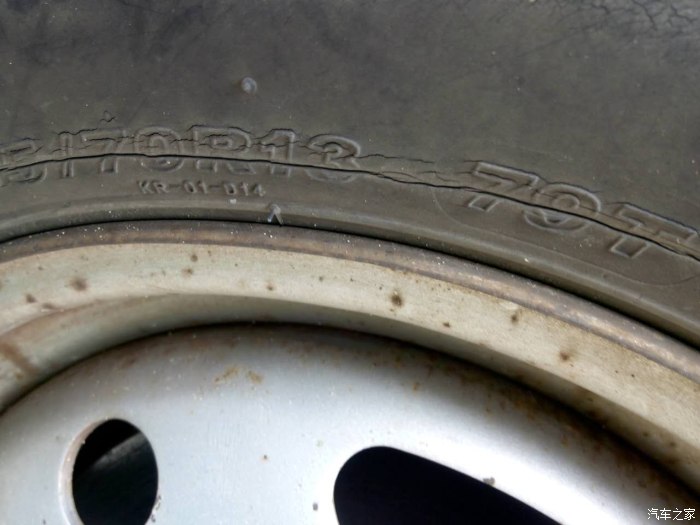 【图】轮胎裂纹需要更换轮胎吗,佳通和玲珑,哪
