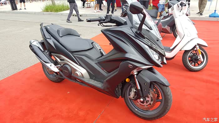 【图】周末试驾光阳踏板ak550_摩托车论坛_汽车之家论坛