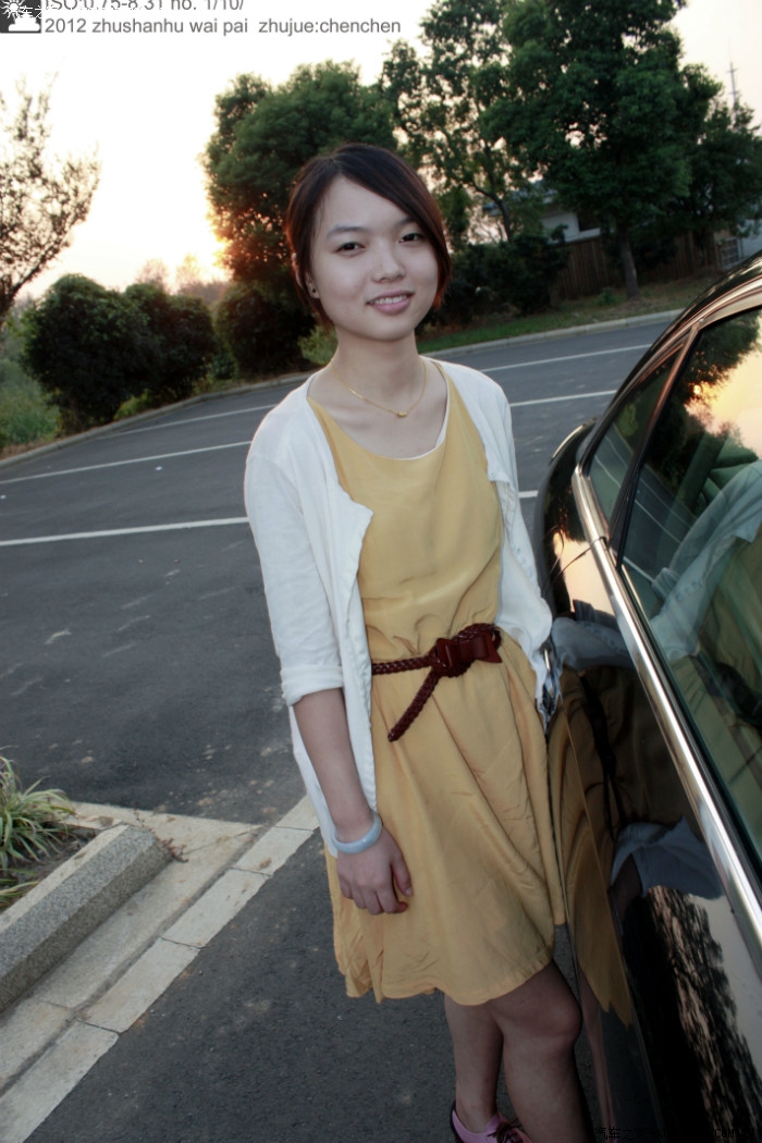 当绅士a6l遇上跳跃的阳光清纯媳妇素颜小清新上镜