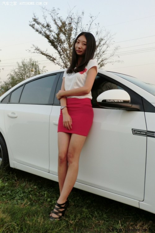 媳妇当车模长腿黑丝小清新女友首度出镜