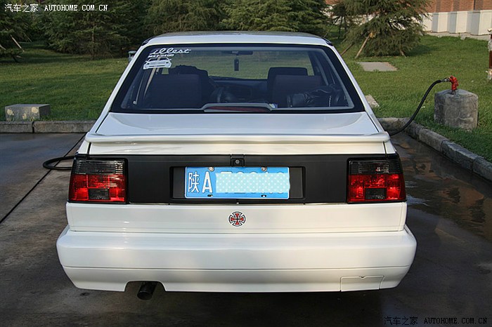 2012款捷达伙伴改方头圆灯mk2