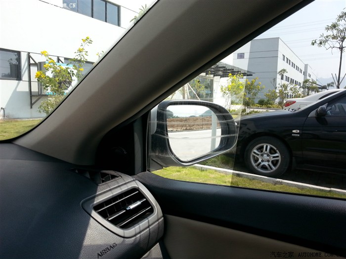 年审前车窗被割掉两块防爆膜有图46000多公里