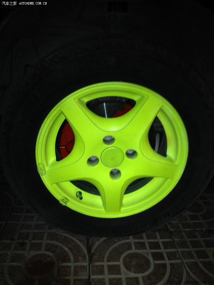 轮毂改色作业 荧光绿
