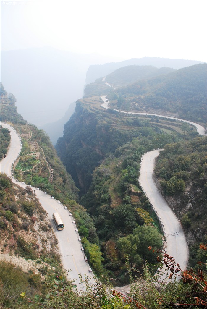 老车新游自驾山西壁挂公路河南太行山大峡谷