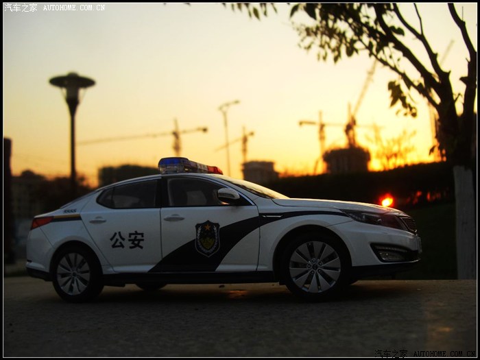 【图】穿警服的大帅哥,k5警车._起亚k5论坛_汽车之家论坛