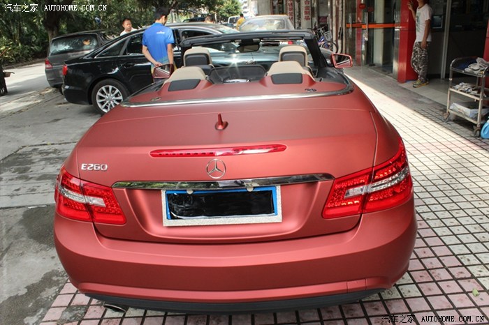 e260 软顶敞篷车身改色作业,太空铝红上身,求加精认证.