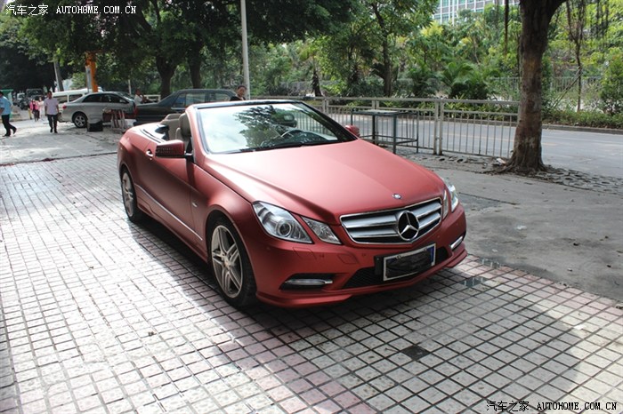 e260 软顶敞篷车身改色作业,太空铝红上身,求加精认证.