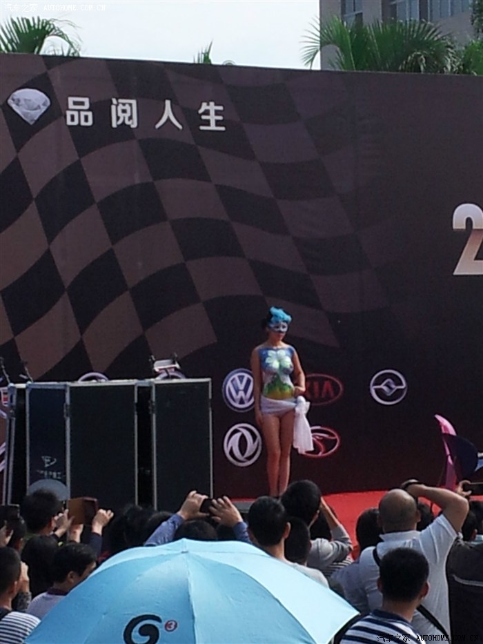 湛江冬季车展之人体彩绘