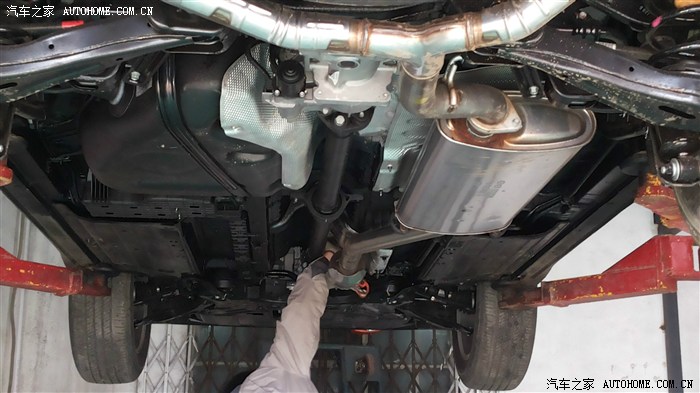 全新胜达2.0t底盘装甲作业!谈谈心得.