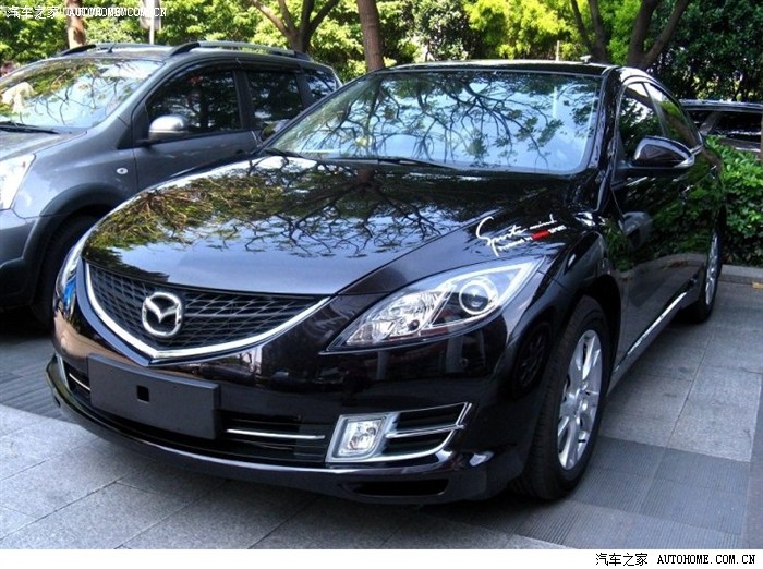 睿翼精英版的车身颜色和内饰颜色的选择